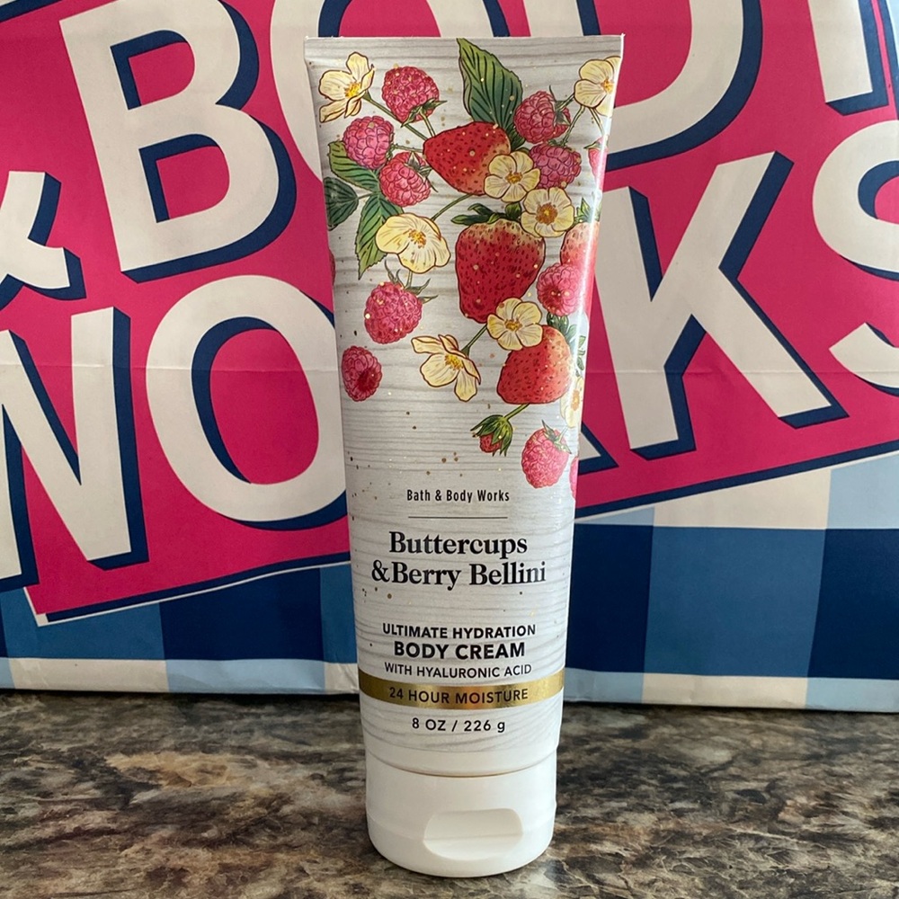 Bath & Body Works Buttercups & Berry Bellini